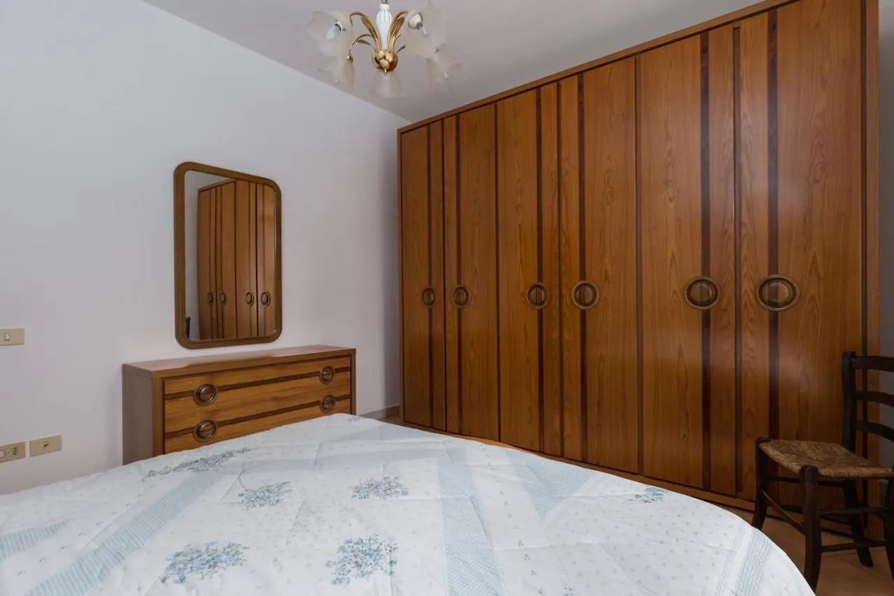Enchanting Flat With Patio In Abbadia A Isola Apartment Monteriggioni